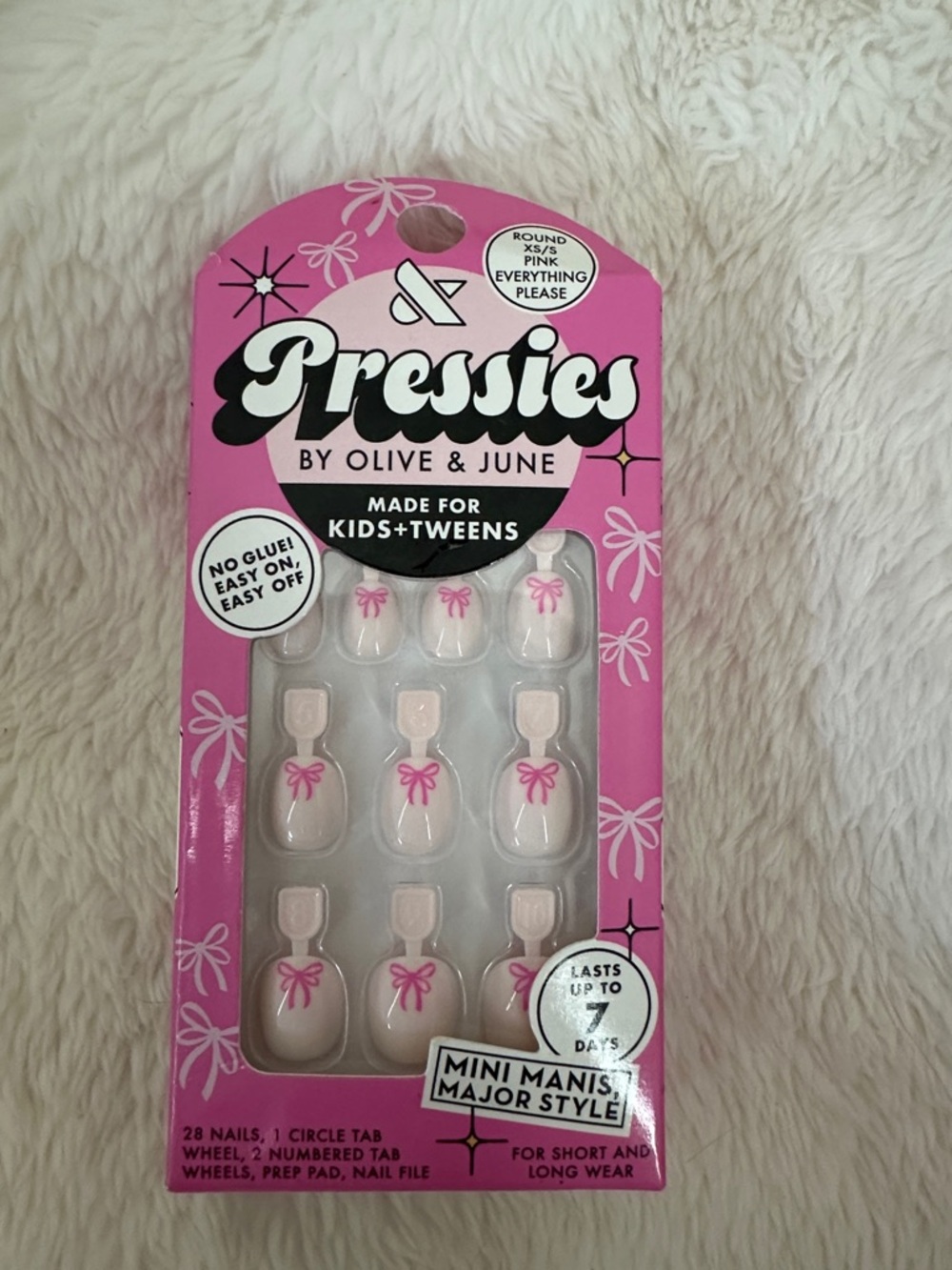 Pressies Pink Bow Press-On Nails by Olive & June